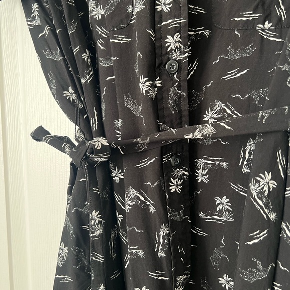 Joe Fresh collarless button up dress - Picture 3 of 10